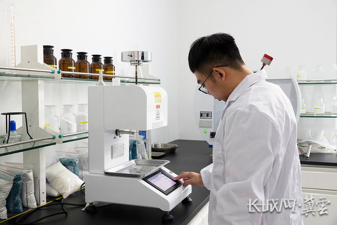 开云体育 Kaiyun.com 官网入口走进北方循环经济示范园区探访再美高分子、河北泽源橡胶(图4)